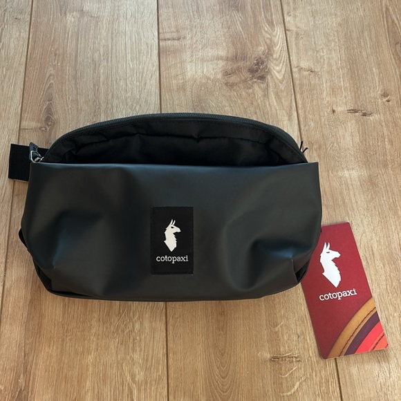 Cotopaxi Black Belt Bag with Adjustable Strap NWT - Picture 6 of 10
